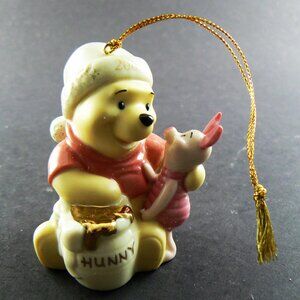 LENOX 2001 DISNEY SHOWCASE COLLECTION WINNIE THE POOCH ORNAMENT NIB (A24)